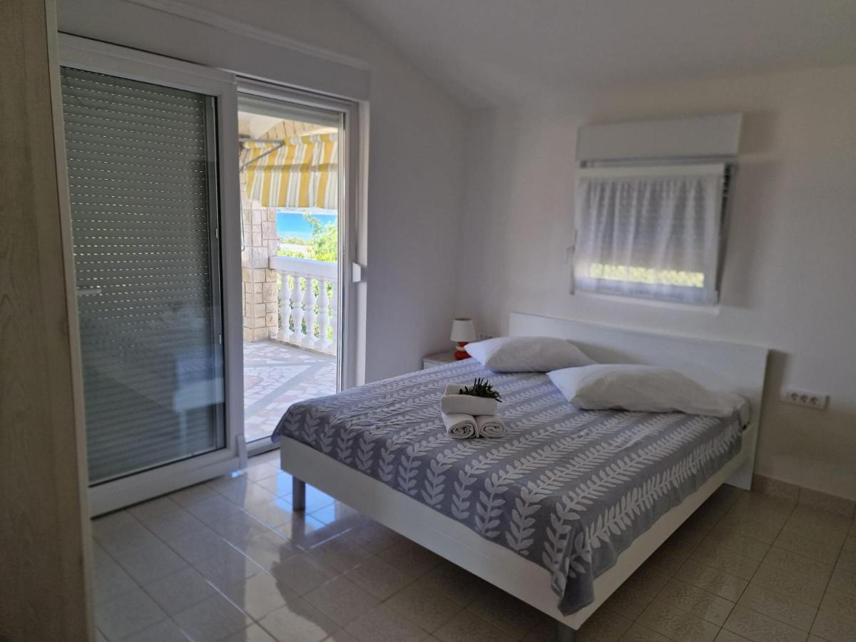 Apartman Lugovic Šibenik Esterno foto