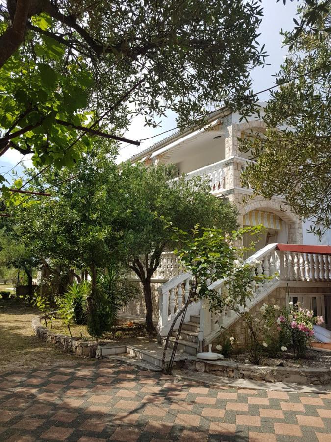 Apartman Lugovic Šibenik Esterno foto